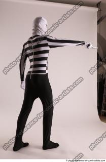 15 2019 01 JIRKA MORPHSUIT WITH GUN